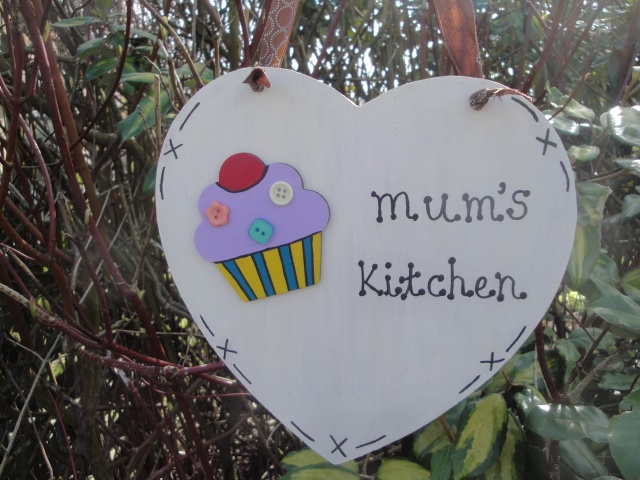Mum's Kitchen Wooden Heart